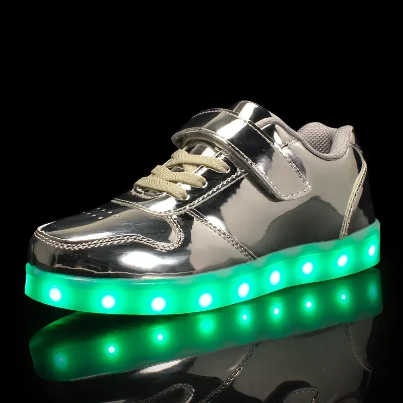 Kinder-LED-Sneaker mit Farbwechsel-Leuchteffekt beim Gehen