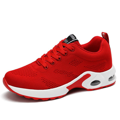 Roter Sportschuh, atmungsaktiv, Mesh-Obermaterial, weiße Sohle, Herren Sneaker.