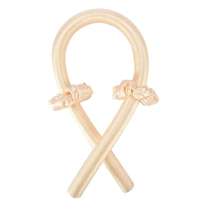 Seidenes Haarband Set, beige, mit zwei Scrunchies, für schonendes Styling und Haarpflege.