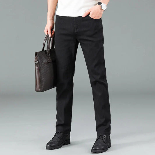 Herren Straight Fit Jeans in Schwarz mit Stretch – Milan
