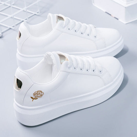 Weiße Damen-Sneaker mit goldener Rosenstickerei, modisch, bequem, aus Leder.