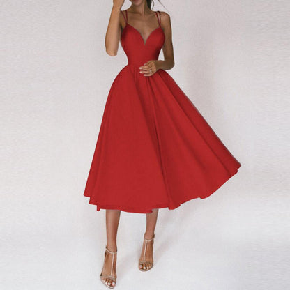 Rotes Damenkleid, ärmellos, A-Linie, elegantes Design, ideal für Abendveranstaltungen.