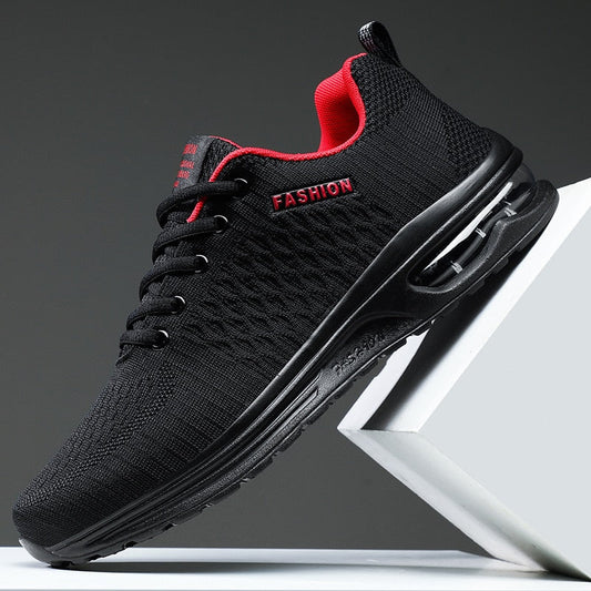 Schwarzer Sportschuh mit rotem Innenfutter, atmungsaktiv, modisch, Herren Sneaker.