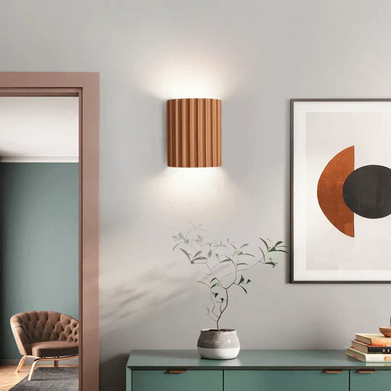 Moderne nordische Wandleuchte aus Harz, LED, Holzoptik, Wohnzimmer, Schlafzimmer, Flur.