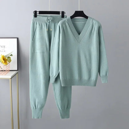 Damen Zweiteilige Strickset mit V-Ausschnitt Pullover & Hose – Noelia