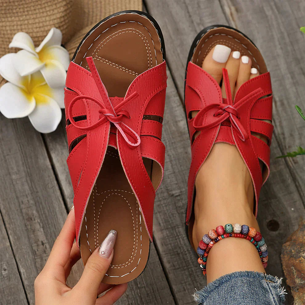 Orthopädische High-Heel-Sandale mit rundem Knopf – Mirella