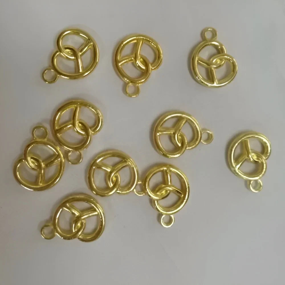 30 Stück Mini Brezel-Anhänger – BreznGlanz Charms Oktoberfest 2026
