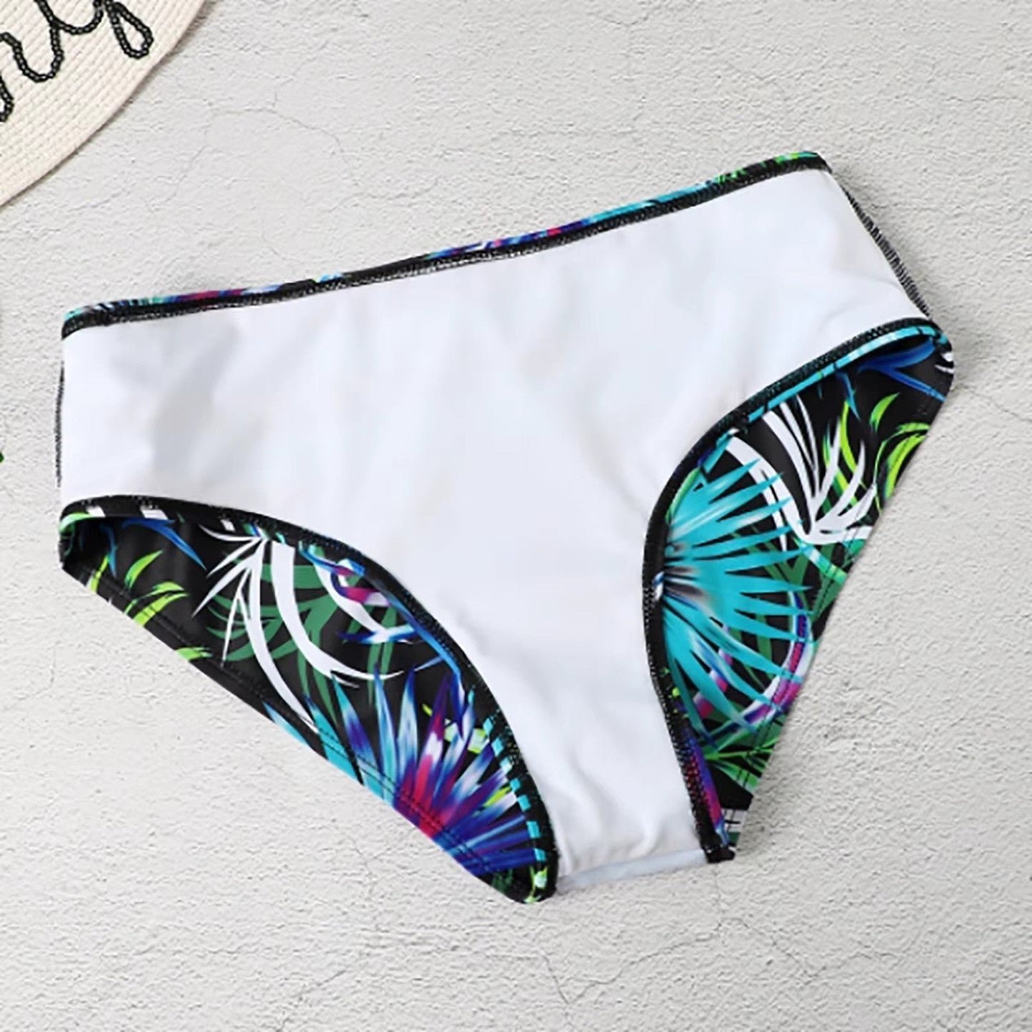 Trendiges Bikini-Set mit hoher Taille – Selina