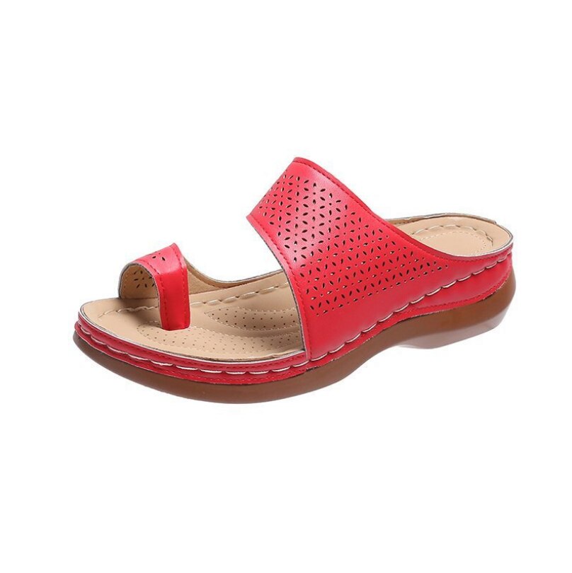 Rote Damen-Sandale, Leder, ergonomisch, Sommerschuh, bequem, modisch, rutschfest.