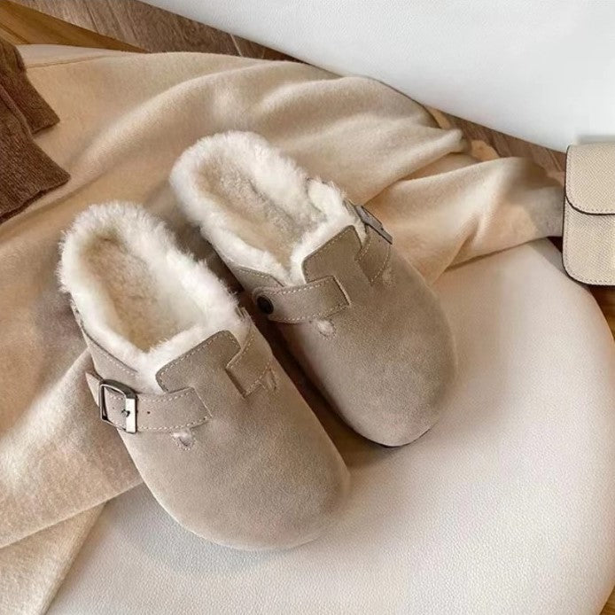 Beige Damen Hausschuhe mit Fellfutter, gemütlich, rutschfest, modisch, Wintermode.