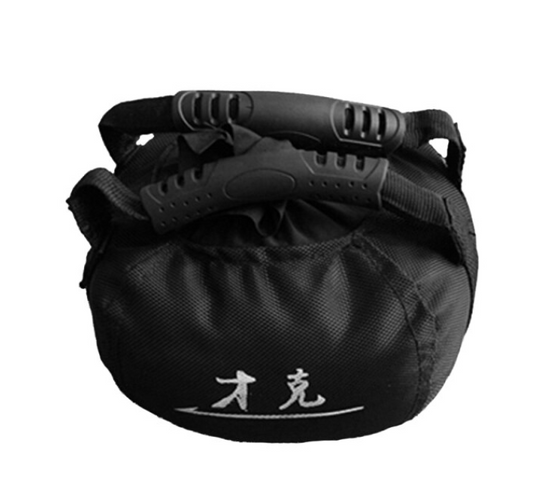 Schwarzer Sandsack mit Griffen, Fitness, Training, Gewichtstasche, robustes Material.