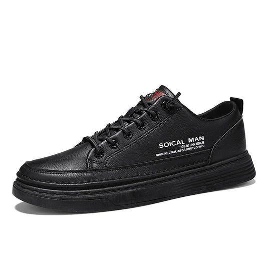 Schwarzer Herren-Sneaker aus Leder, lässig, mit Schnürung, rutschfeste Sohle.