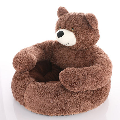 Brauner Plüsch-Bärensessel für Kinder, gemütlicher Sitz, weiches Material, Spielzimmer-Dekor.