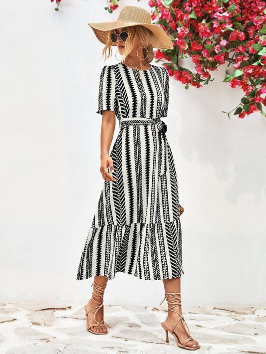 Schwarz-weiß gestreiftes Midi-Kleid – Elise
