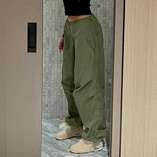 Grüne Baggy-Hose Damen, lässig, weites Bein, Streetwear, modisch, bequem, Alltagskleidung.