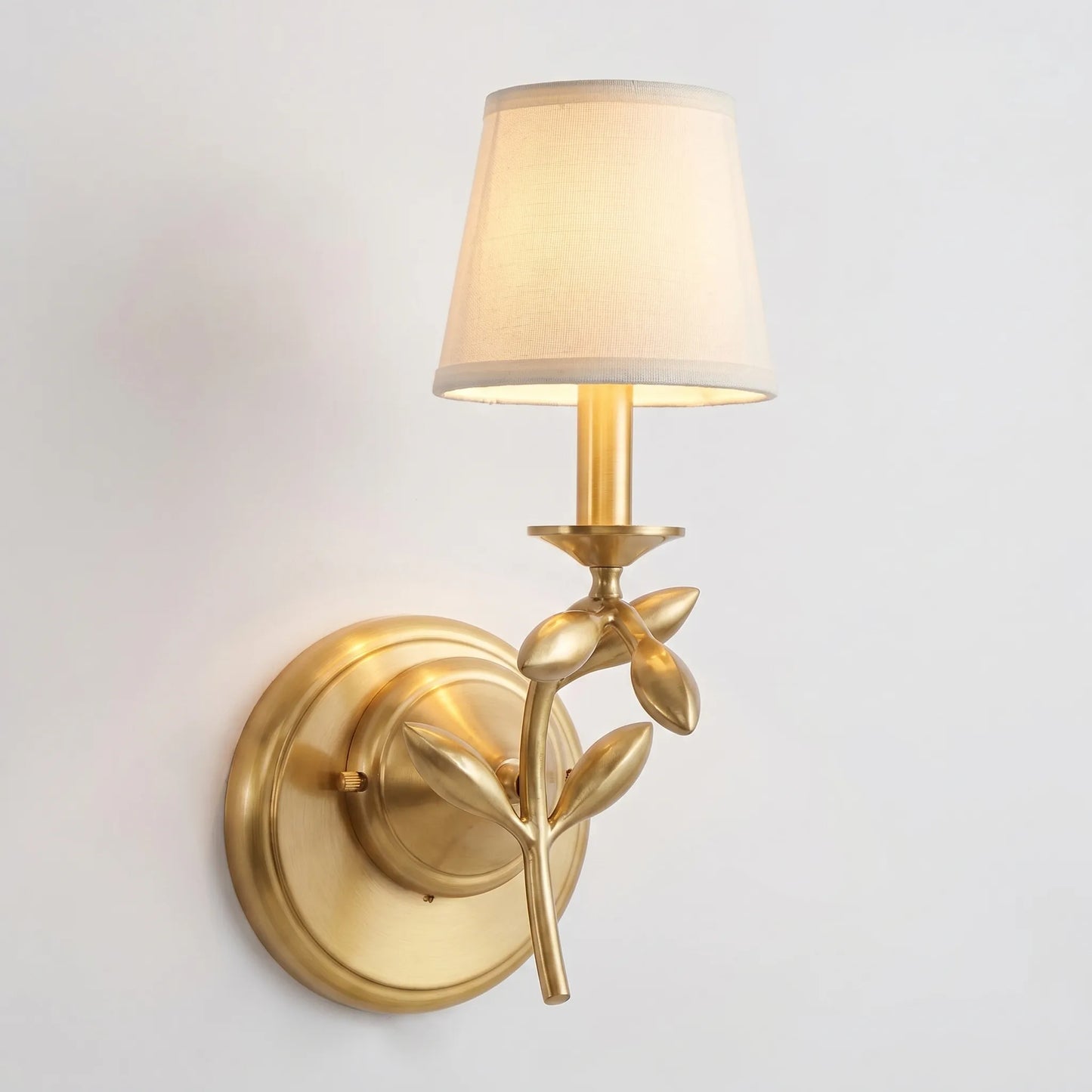 Single-Arm Botanical Wall Light -  Foliara
