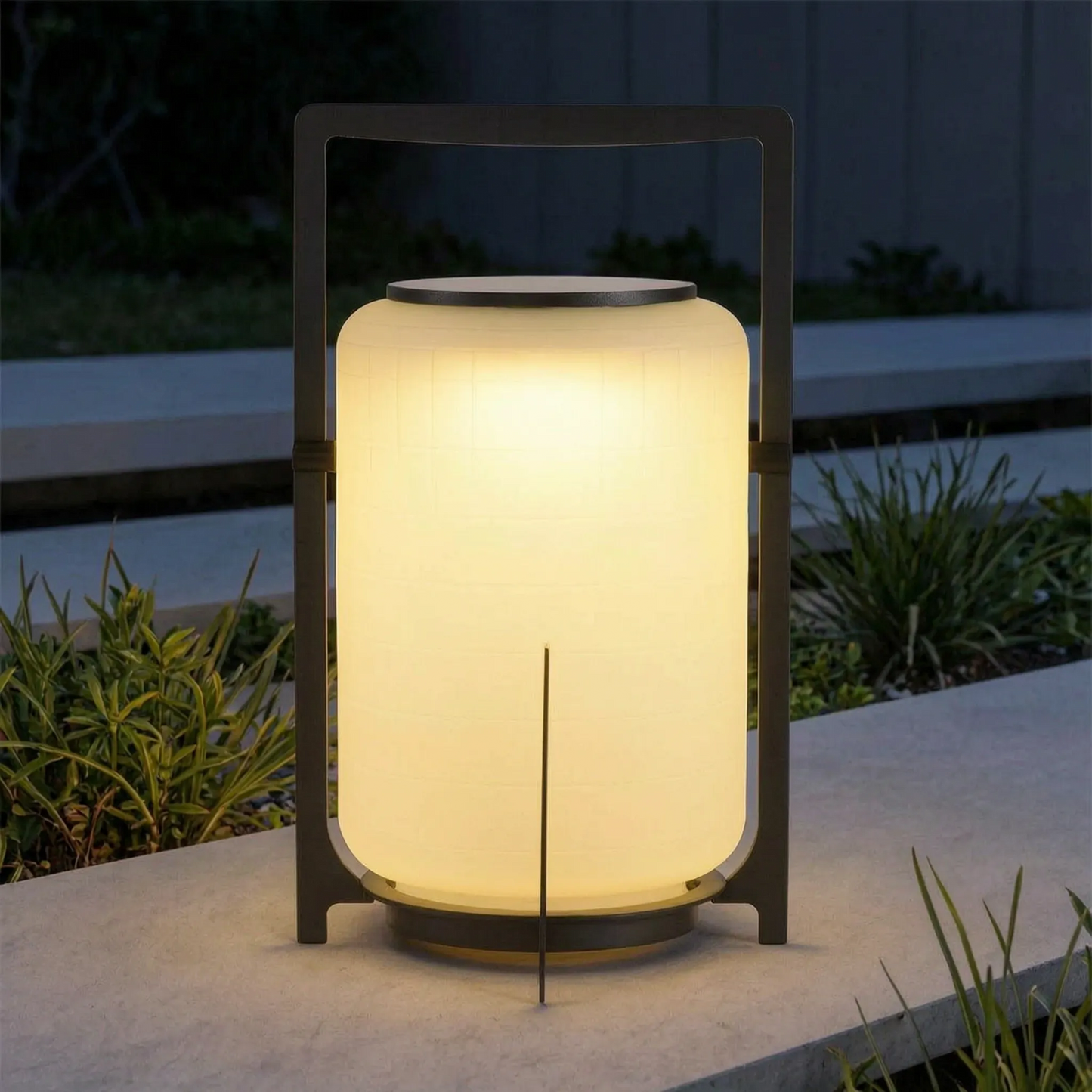 Solar-Powered Outdoor Lantern Lamp -  Lumivara