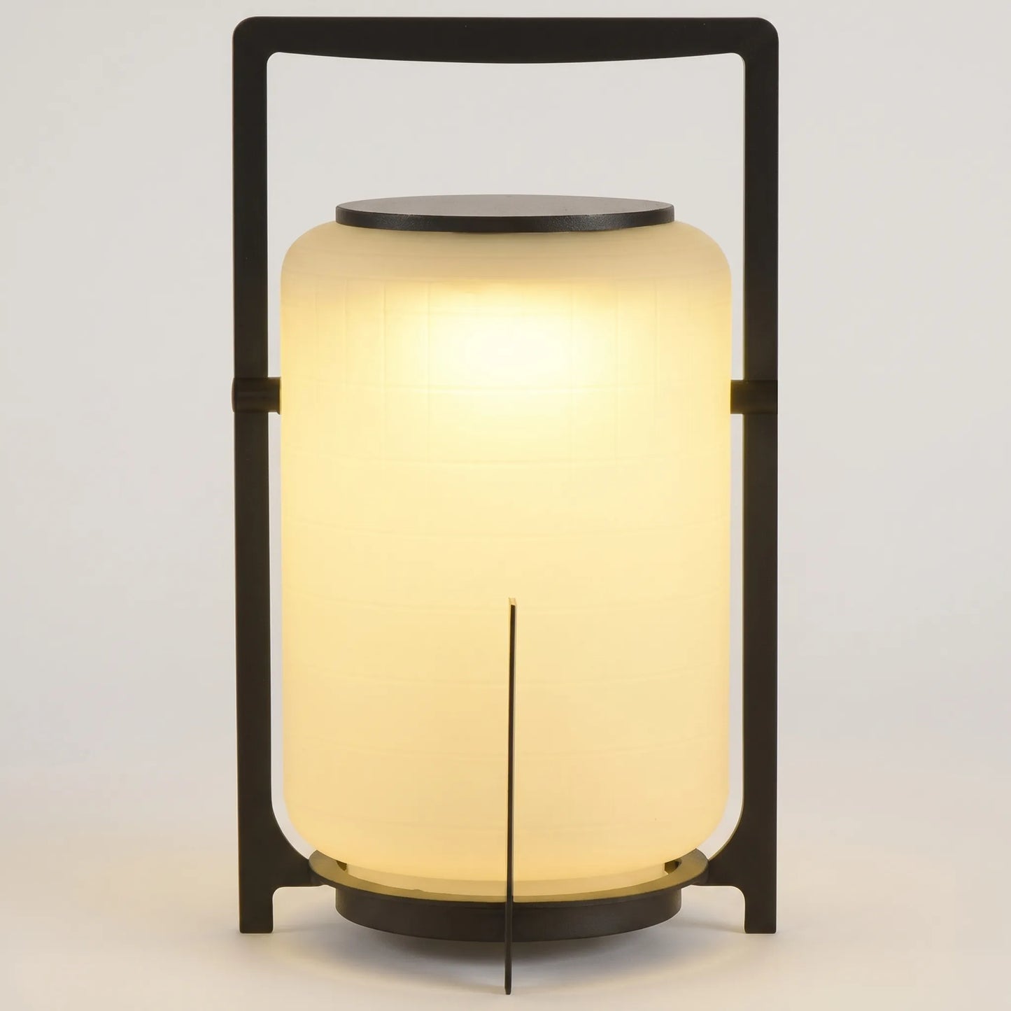 Solar-Powered Outdoor Lantern Lamp -  Lumivara