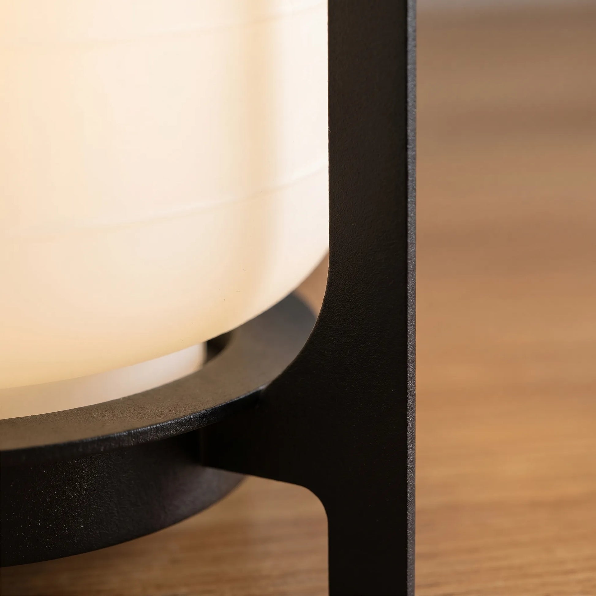 Solar-Powered Outdoor Lantern Lamp -  Lumivara