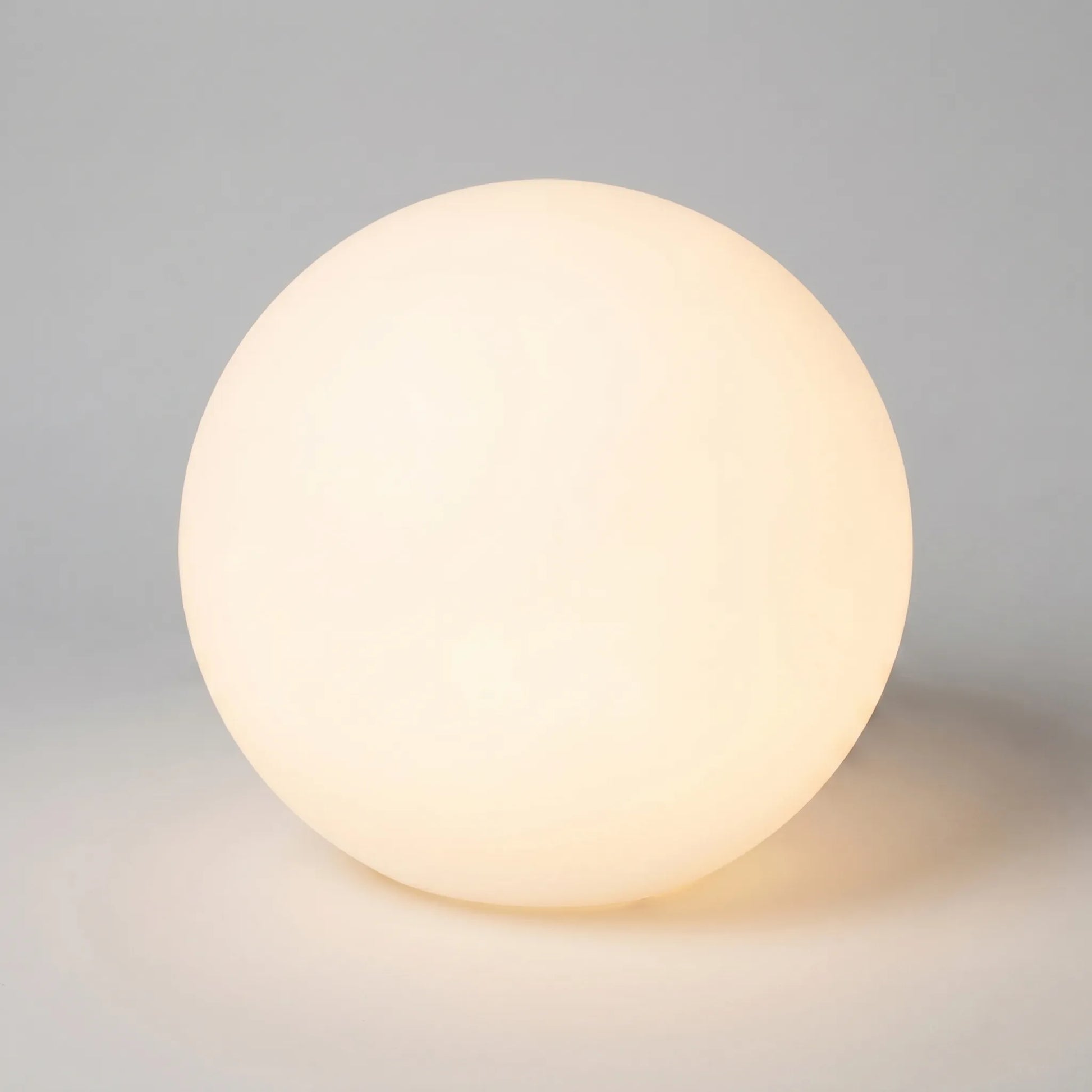 Spherical LED Globe Lamp -  Glowrond