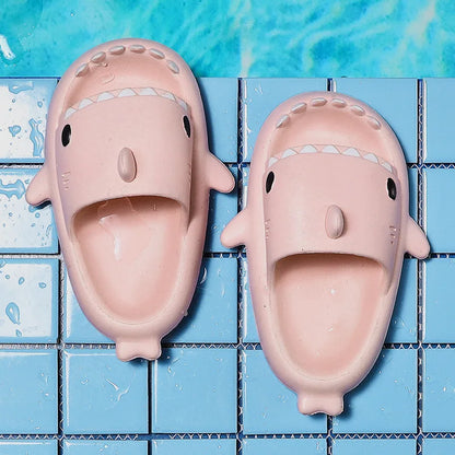 Unisex leichte Sommer-Pantoletten mit Hai-Design – FinSteps