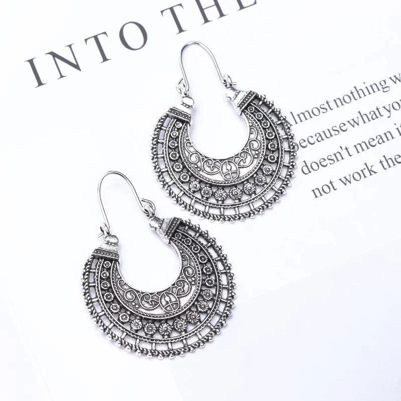 Tibetische Designohrringe - FiligranHoop 