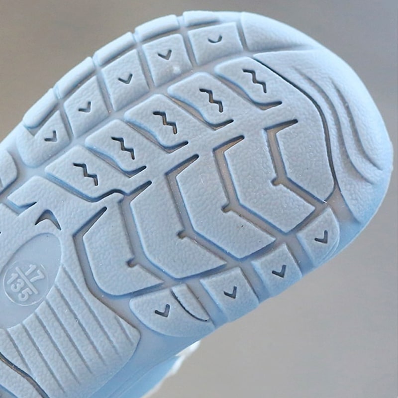 Flexibles Antirutsch-Babybarfußschuh Sky – Entdecken Sie den Komfort