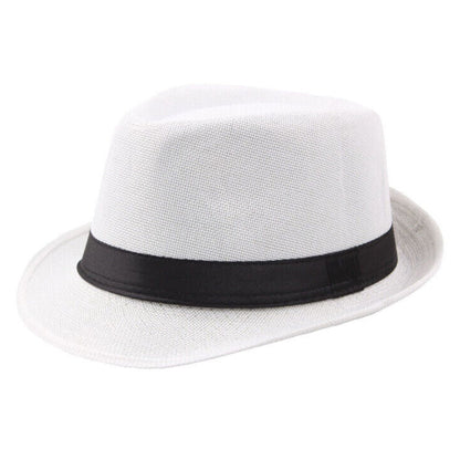 Weißer Fedora-Hut mit schwarzem Band, elegantes Accessoire, Unisex-Mode, Sommerhut.