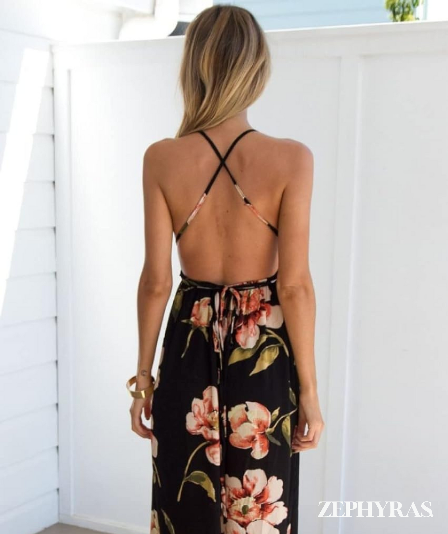 Schwarzes Sommerkleid mit Blumenmuster und lockerem Schnitt – Mayra
