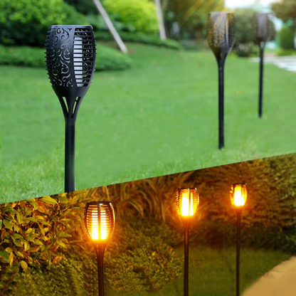 Schwarze Solar-Gartenfackeln mit Flammen-Effekt, dekorative Beleuchtung für Außenbereich.