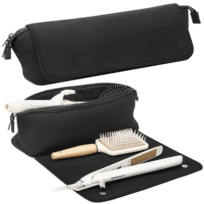 Schwarze Kosmetiktasche mit Reißverschluss, enthält Haarglätter, Bürste, ideal für Reisen.