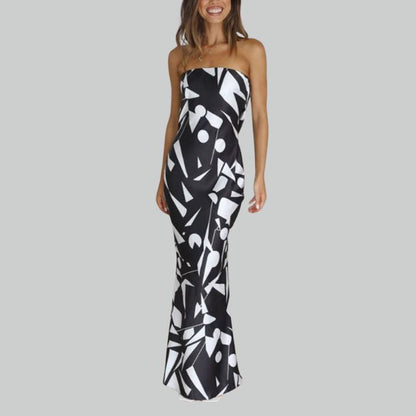 Trägerloses Maxi-Kleid in leichter Passform – Jade