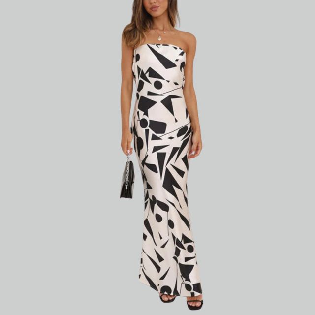 Trägerloses Maxi-Kleid in leichter Passform – Jade