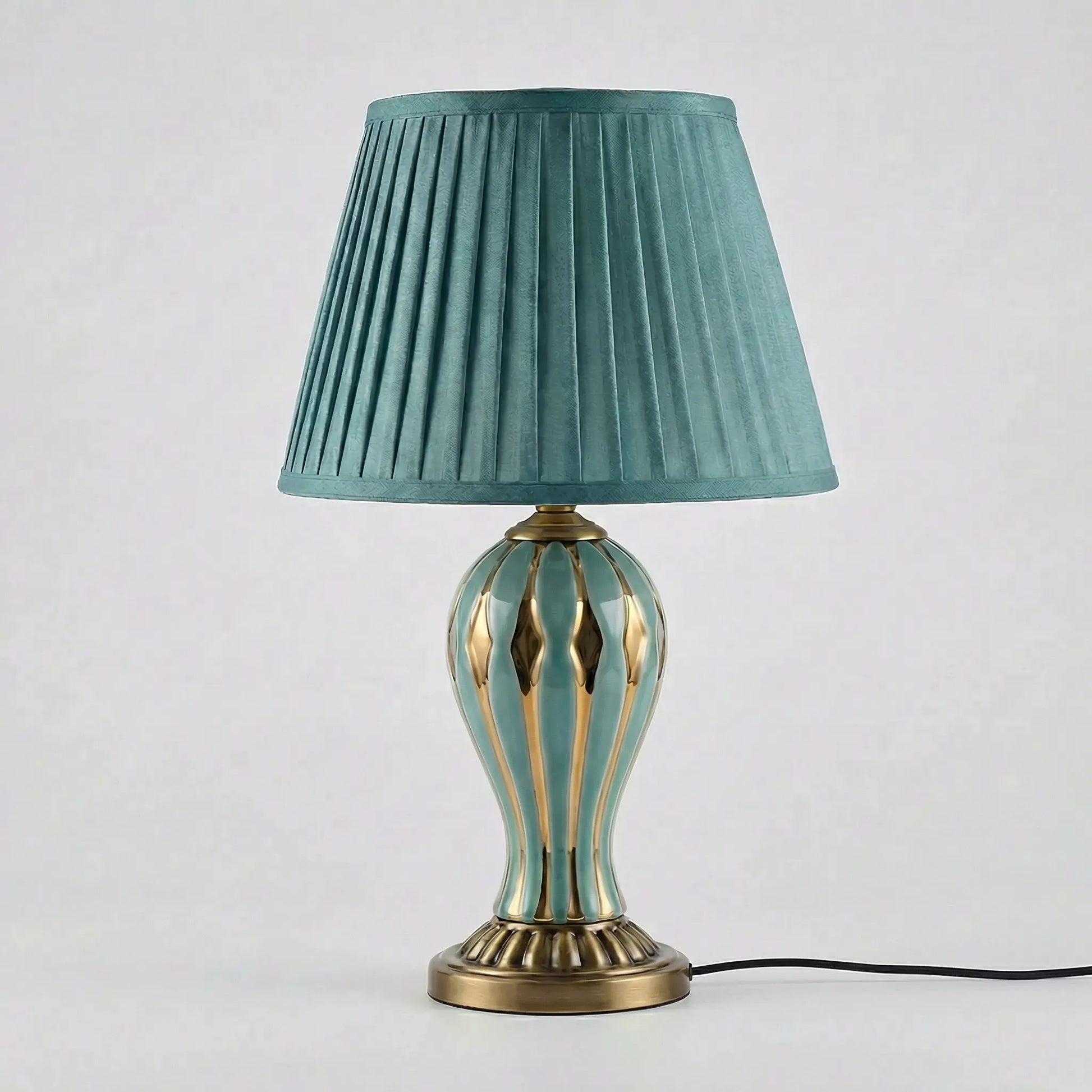 Vintage-Style Ceramic Table Lamp -  Claremoor
