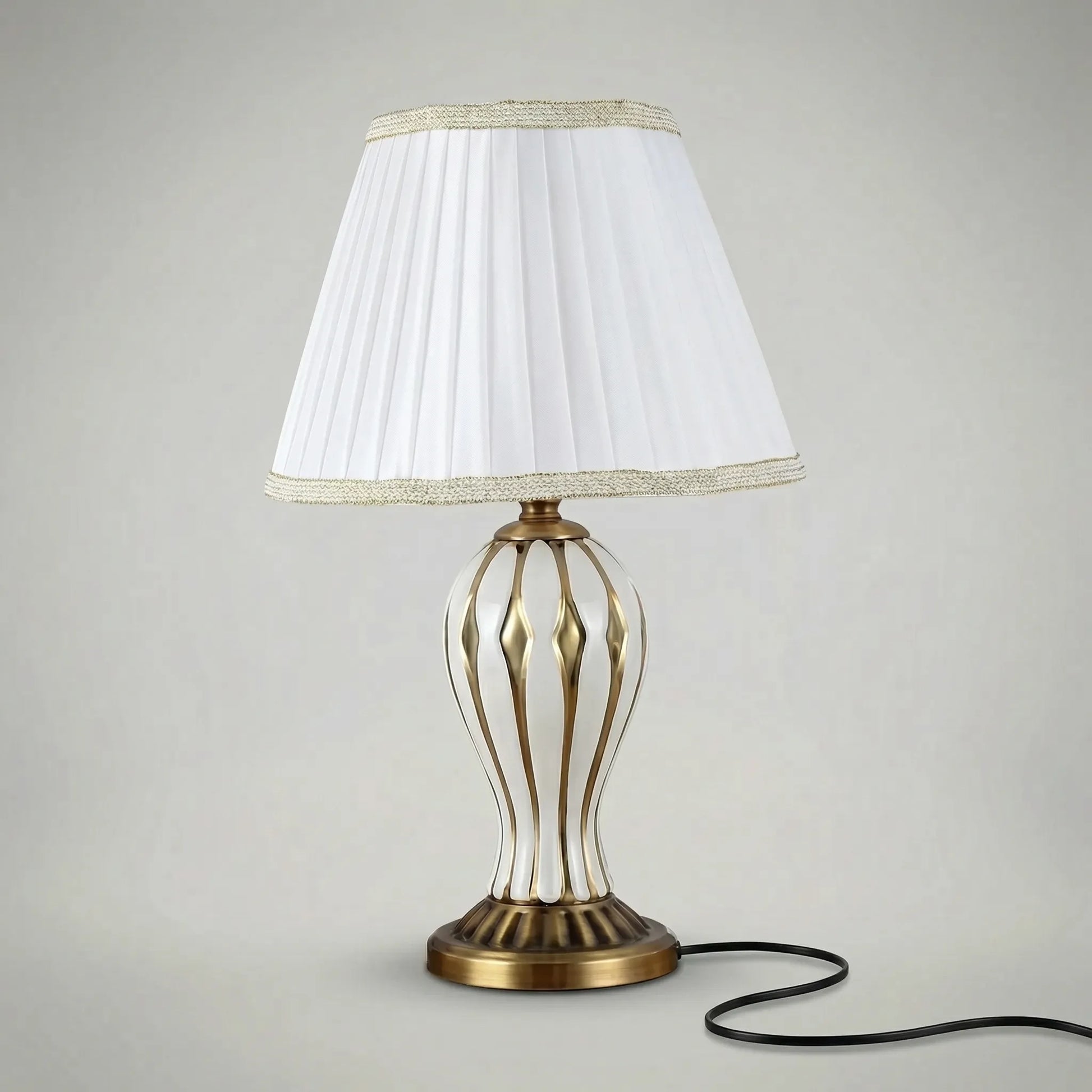 Vintage-Style Ceramic Table Lamp -  Claremoor