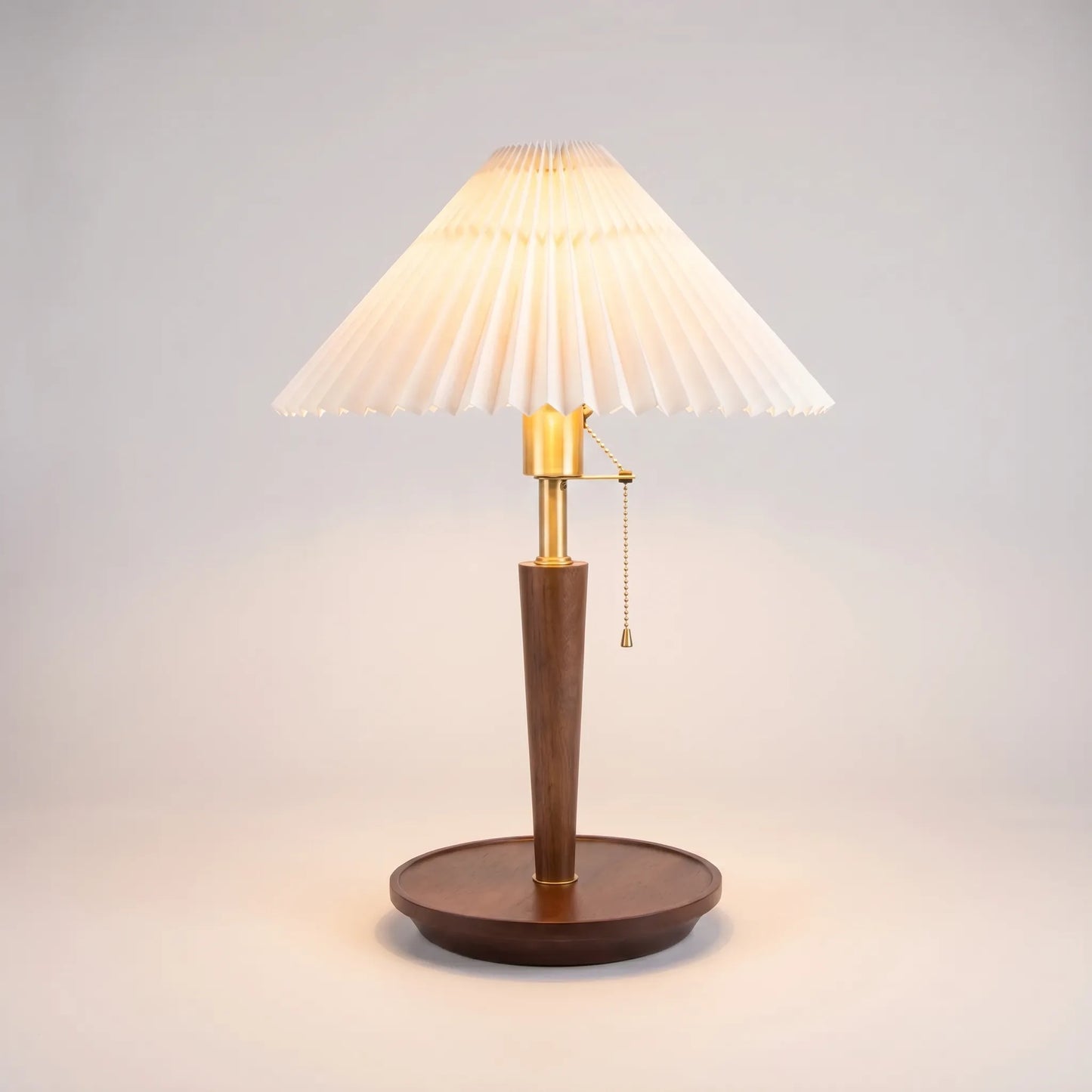 Vintage Style Pleated Table Lamp -  Luminera