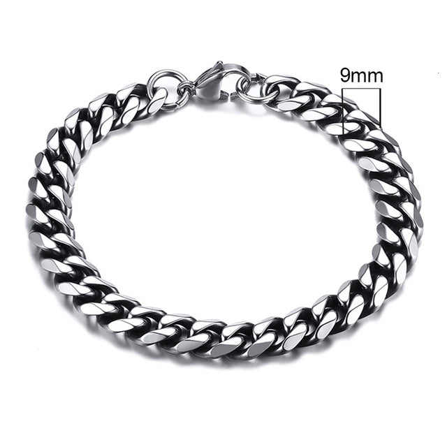 Herrenarmband aus Edelstahl, 9mm breite kubanische Panzerkette, silberfarben.