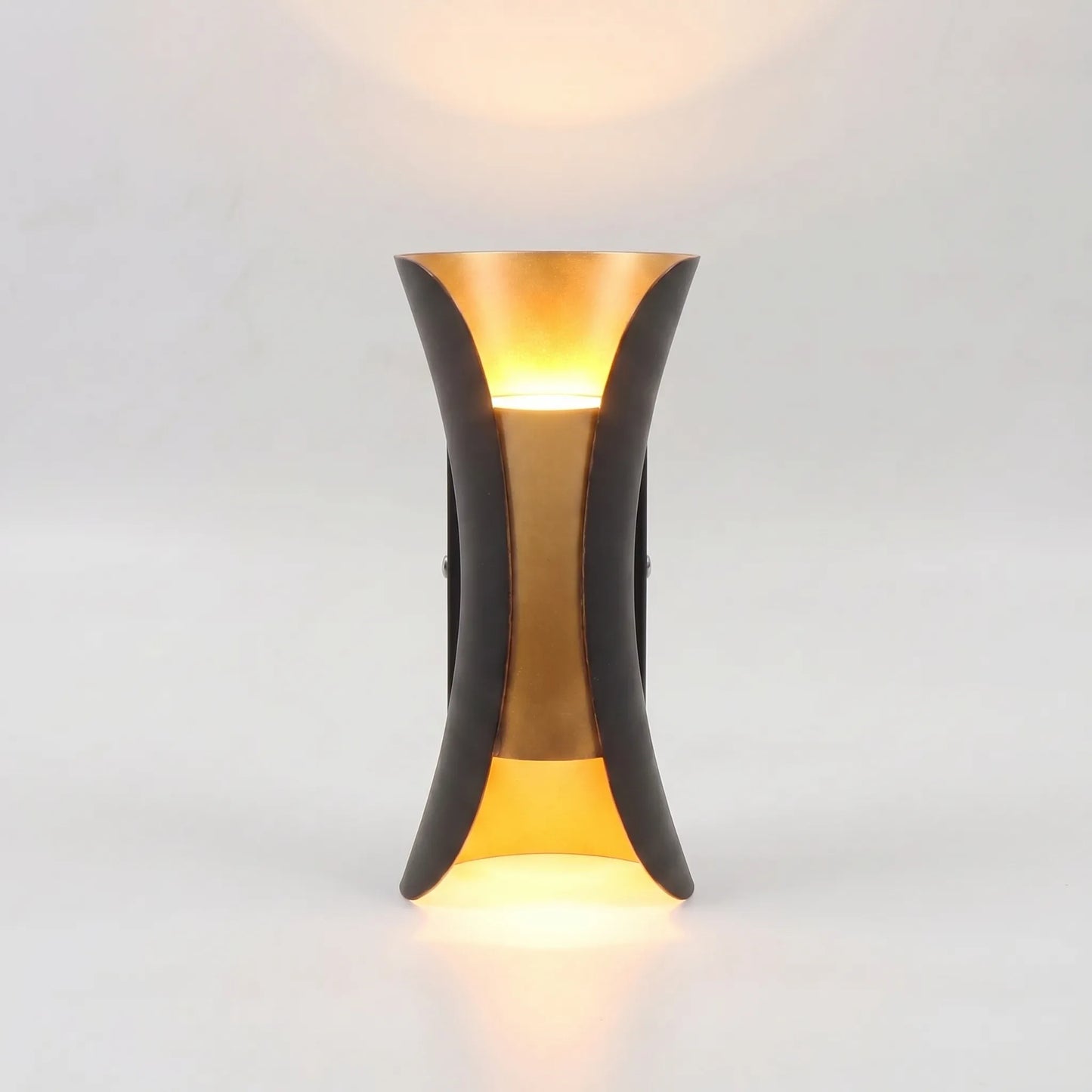 Weatherproof Outdoor LED Wall Light -  Walluxa