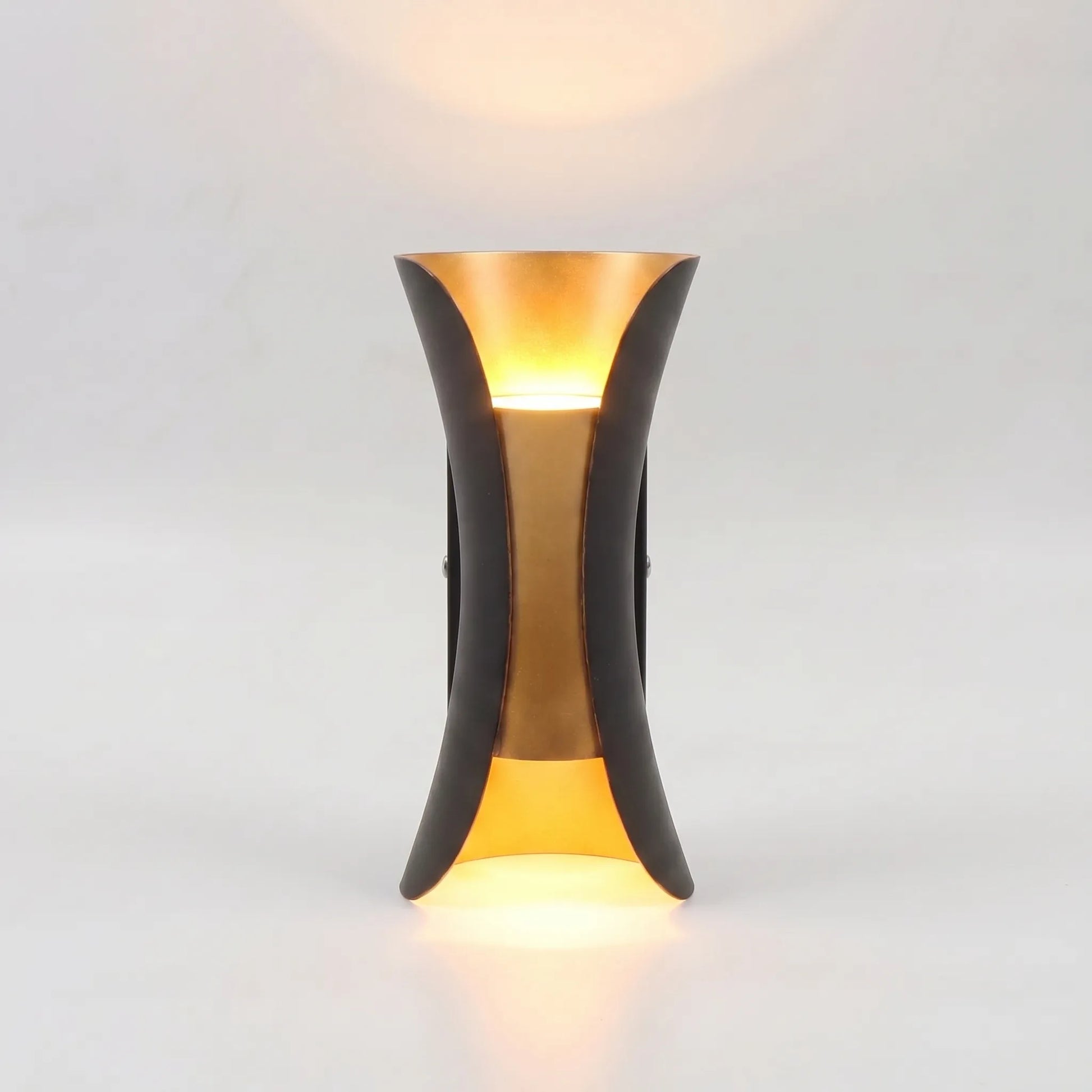 Weatherproof Outdoor LED Wall Light -  Walluxa