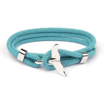Multilayer Herrenarmband mit Walflossen-Anhänger, blaues Seil, maritimer Schmuck.