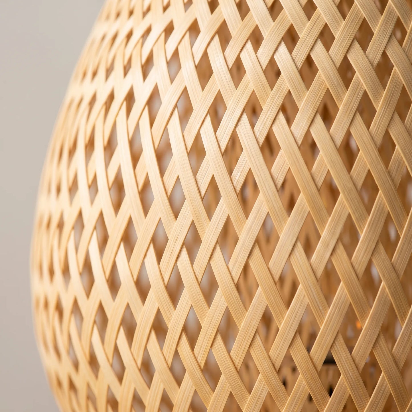Woven Bamboo Vintage Table Lamp -  Tessalow