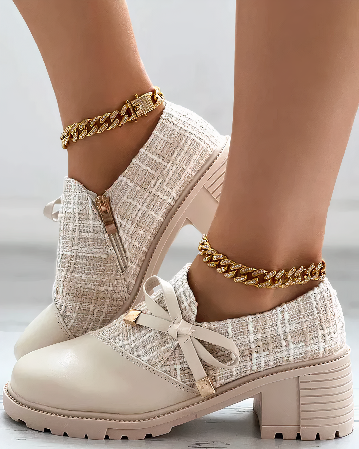 Elegante Blockabsatz-Schuhe mit spitzen Akzenten – Florina