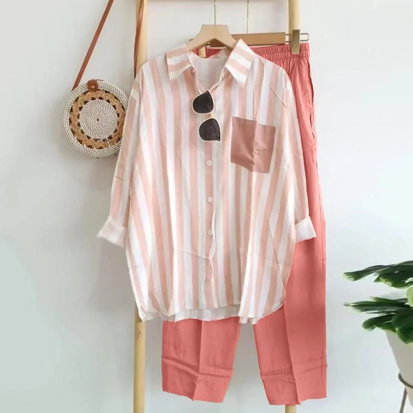 Lässiges Blusen- und Hosen-Set aus luftigem Material – Noémie