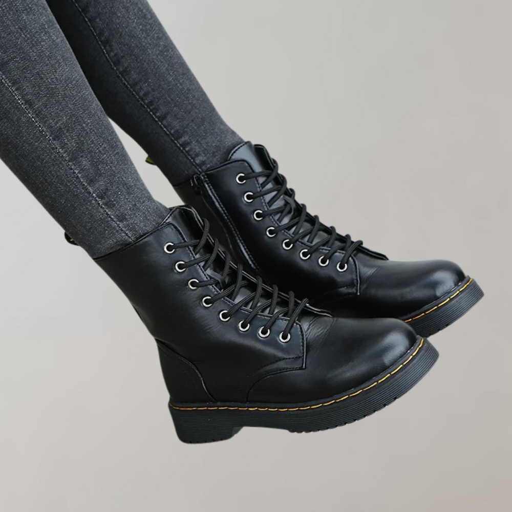 Schwarze Damenstiefel aus Leder, Schnürung, robuste Sohle, modisch, bequem, vielseitig.
