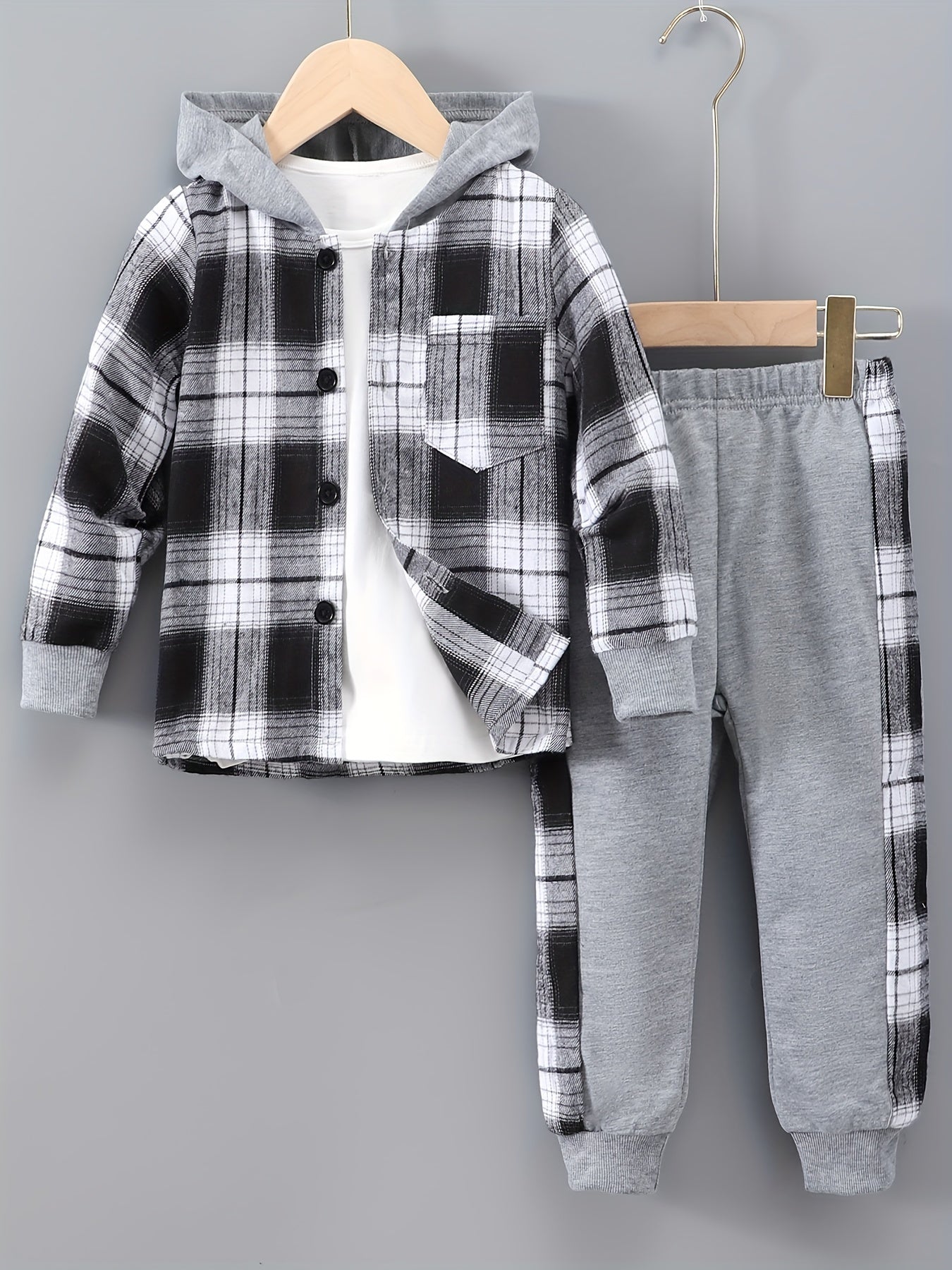 2-teiliges Jungen-Set Jordy mit kariertem Herbst-Hoodie und Jogginghose
