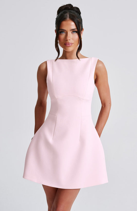 Ärmelloses rosa Mini-Sommerkleid mit Neckholder – Naomi