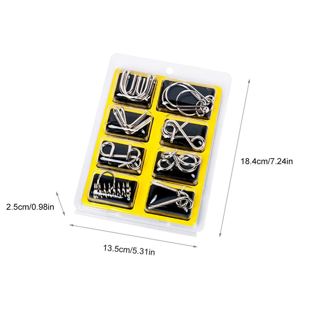 Set mit verschiedenen silbernen Angelhaken in Blisterverpackung, 18,4x13,5 cm.