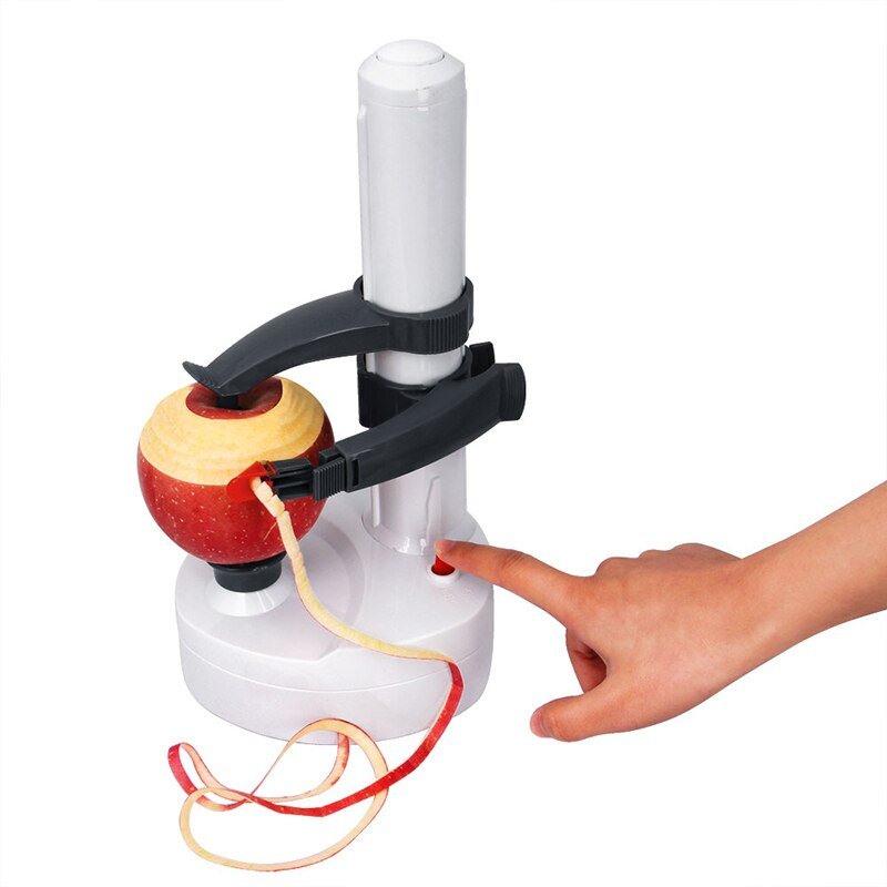 Elektrischer Apfelschäler, weiß, mit rotem Apfel, automatische Schälmaschine, Küchengerät.