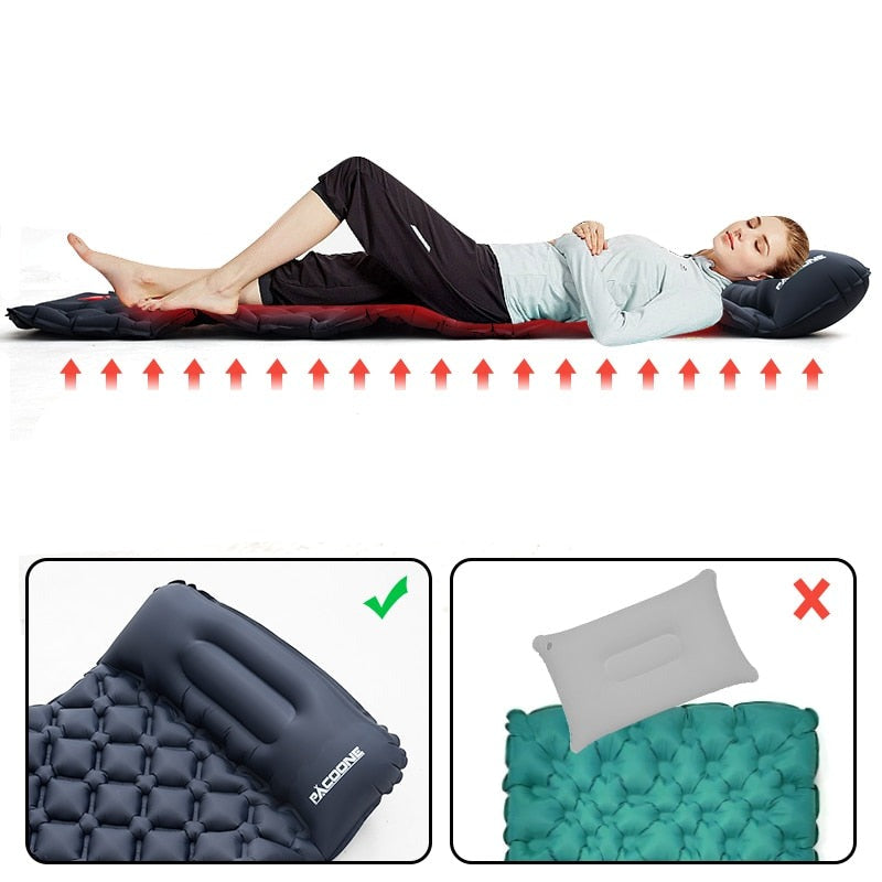 Faltbare Isomatte mit Kissen, aufblasbar, schwarz, für Camping und Outdoor-Aktivitäten.