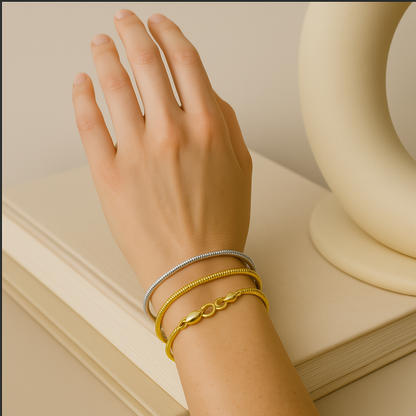 Band | Minimalistische Armbanduhr mit Schlangenschnalle